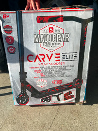 MADD GEAR CARVE ELITE SCOOTER