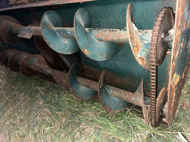 8 ft HD Double Auger Snow Blower - $2200 dans Souffleuses à neige  à Région d’Oakville/Halton - Image 4