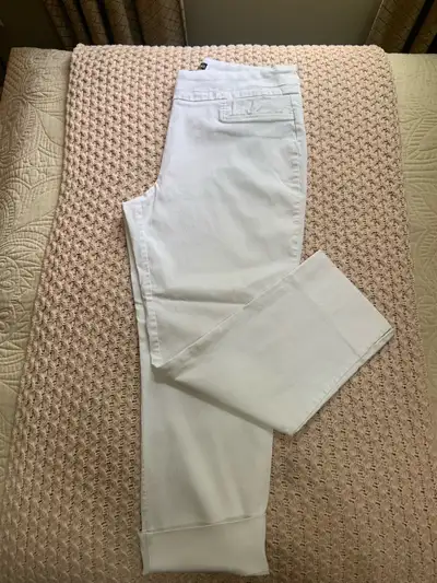 NEW WOMEN’S SUMMER SHITE STRETCH PANTS ! Size 14, View more