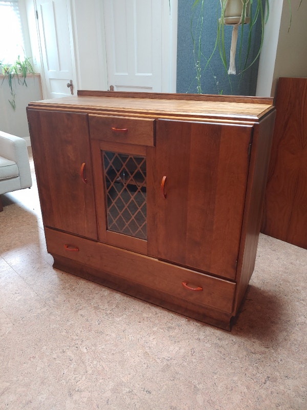 Vintage Solid Wood Hutch Buffet MCM Deco Bakelite Hutches