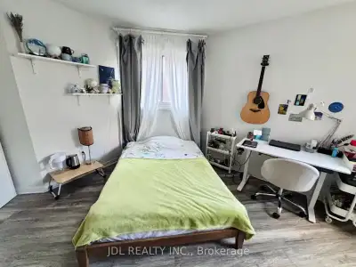 Spacious Room in Little Italy $1150 (Two Rooms available)