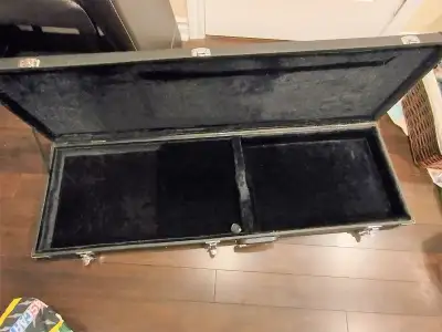 Ibanez W100C vintage Original guitar/bass case excellant etat! D, View more