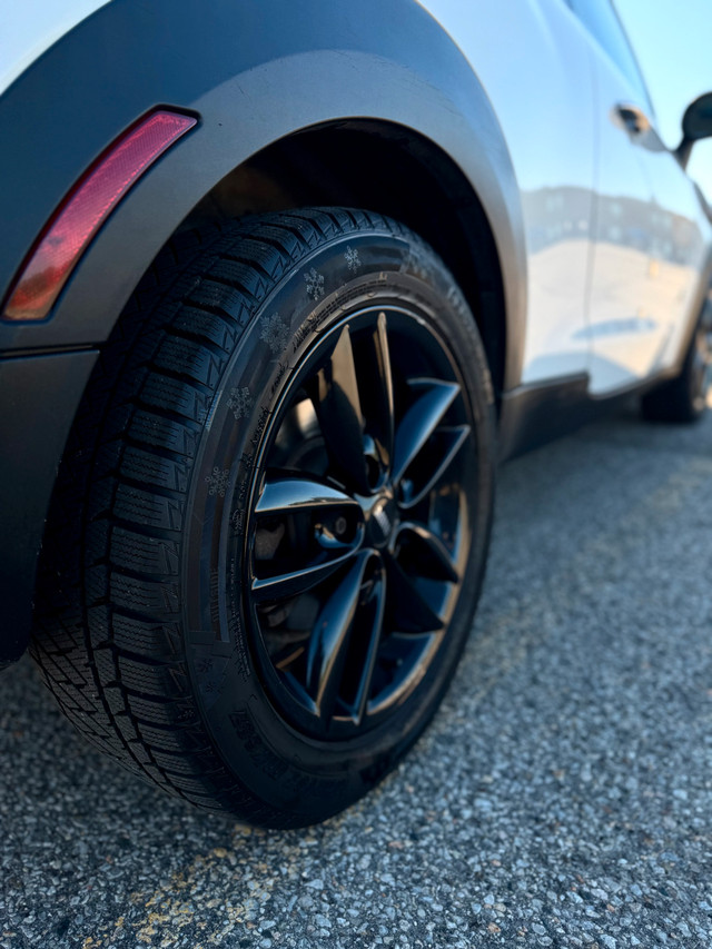 Clean 2013 Mini Cooper S Paceman in Cars & Trucks in Markham / York Region - Image 4