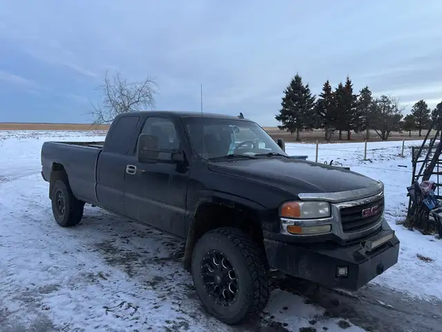 2006 duramax in Cars & Trucks in Grande Prairie - Image 5