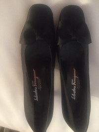 Women's sandals size 9, Salvatore Ferragamo, Kanata, ottawa