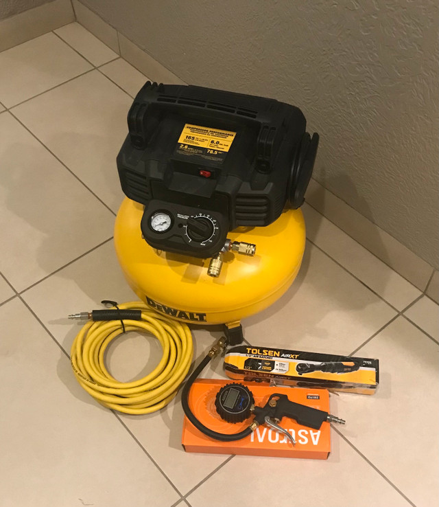 Dewalt pancake air compressor in Power Tools in Ottawa