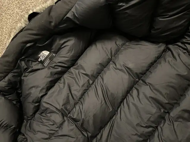 northface McMurdo winter parka men’s size large in Men's in Calgary - Image 4
