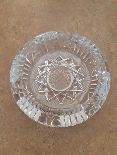 Cendriers 
Lot de 4
Verre 
Crystal 
Plastique , View more