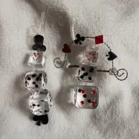 Playing dice bobble head body snow people couple ornaments