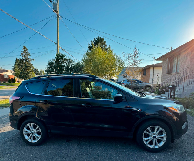 2017 Ford escape in Cars & Trucks in Thunder Bay