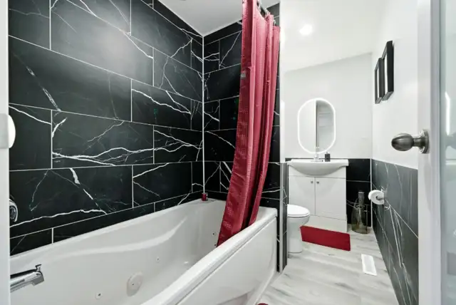 2bd/2bth Completely Renovated House in Broders Annex in Houses for Sale in Regina - Image 13