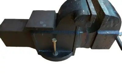 5" Power Fist Bench Vice, View more