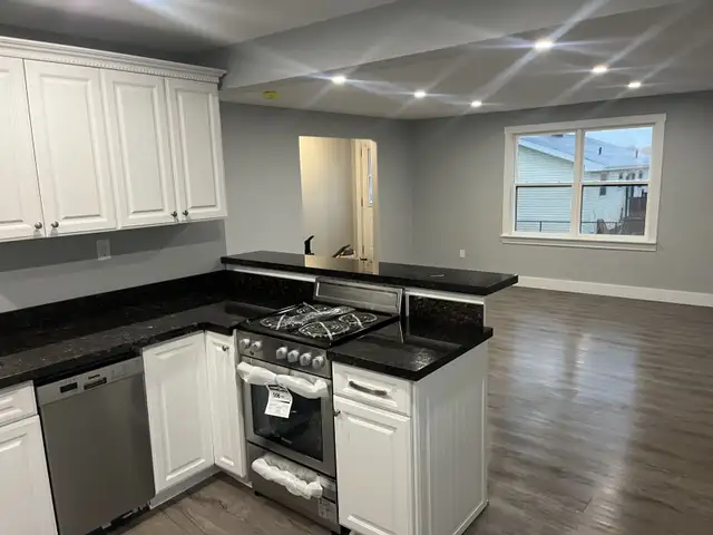 2 Bedroom 1 Bathroom Apartment in Long Term Rentals in Charlottetown - Image 7