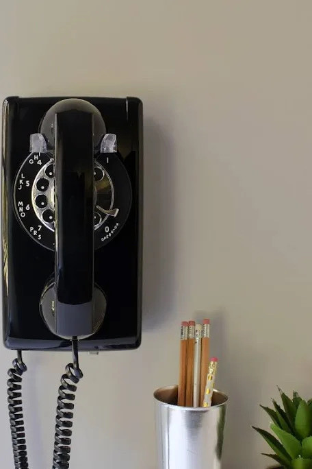WANTED:::: Old Wall Phones in Arts & Collectibles in Moose Jaw - Image 3