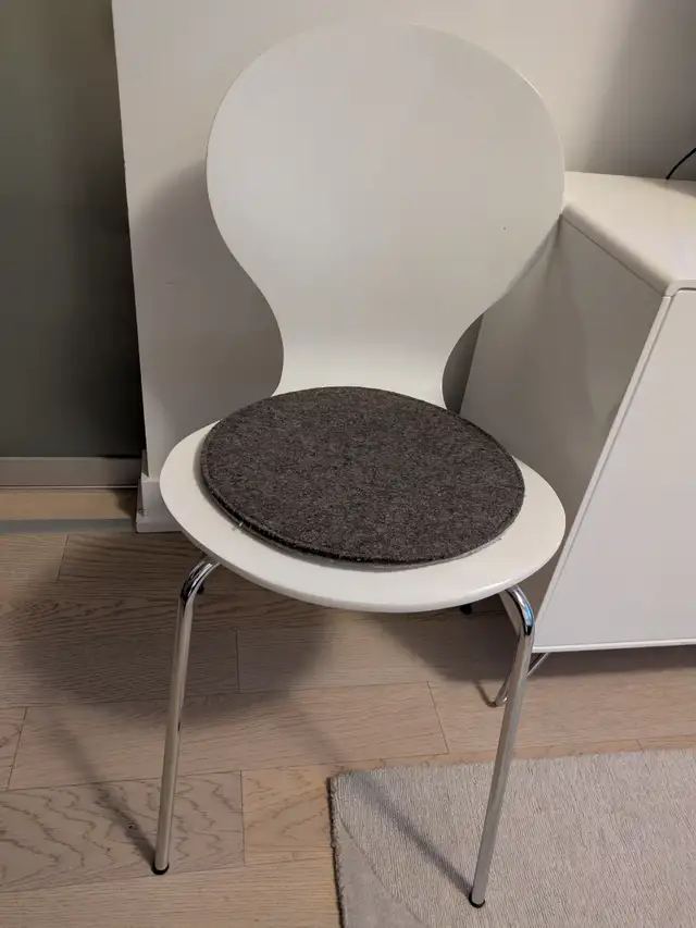2 EQ3 Dwell Chair Pads - $20 for two (reg $29.99 so $67.77+tax) in Other in City of Toronto - Image 3