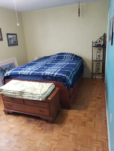 Updated: Available April 15th 1175.00/ mth. incls. internet and hydro, ac Non smoker only Very large...