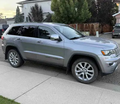 2017 Jeep Grand Cherokee Limited 4WD. This vehicle is clean and reliable. It’s fully loaded with lea...