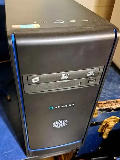 I am selling a Cooler Master MATX case that is in very good condition. The case includes an Asus F2A...