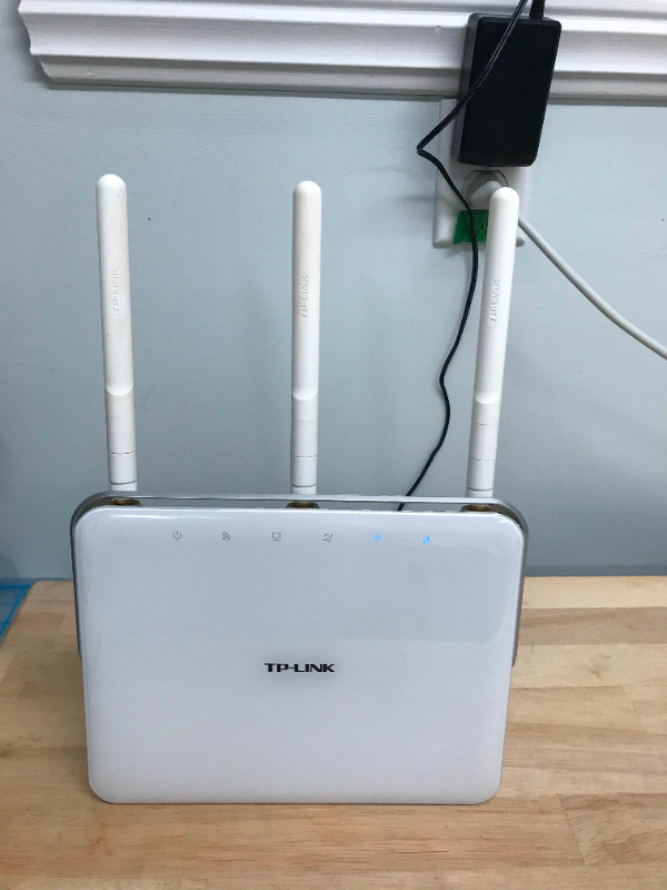 Routeur TP-LINK AC1750 Archer C8 in Networking in Longueuil / South Shore
