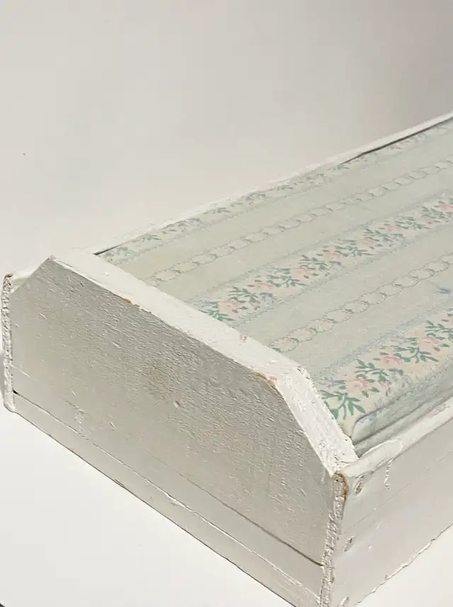 Vintage Barbie Size Fashion Doll Bed with Mattress in Toys & Games in Mississauga / Peel Region - Image 6