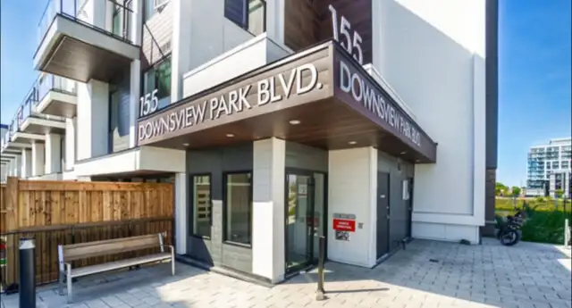 Corner Townhouse In Downsview $3100