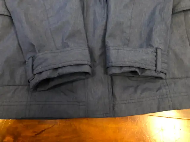 North Face women's jacket in Women's - Tops & Outerwear in Calgary - Image 7