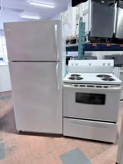 cuisinière+frigidaire fonctionne335$ possibilité livraison, View more