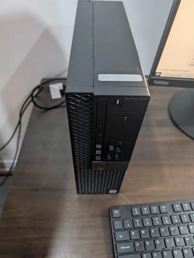Dell Optiplex 7040 PC in Desktop Computers in City of Toronto - Image 8
