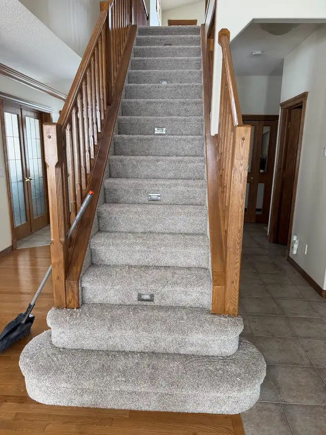 flooring installer 414906518173143043