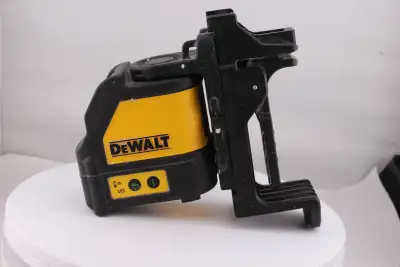 DEWALT Level, Cross Line Laser, Green  W/Mounting Bracket (#7454, View more