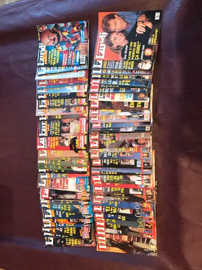 Lot magazines Le Lundi 66 magazines 1 Août 1987 au octobre 1991