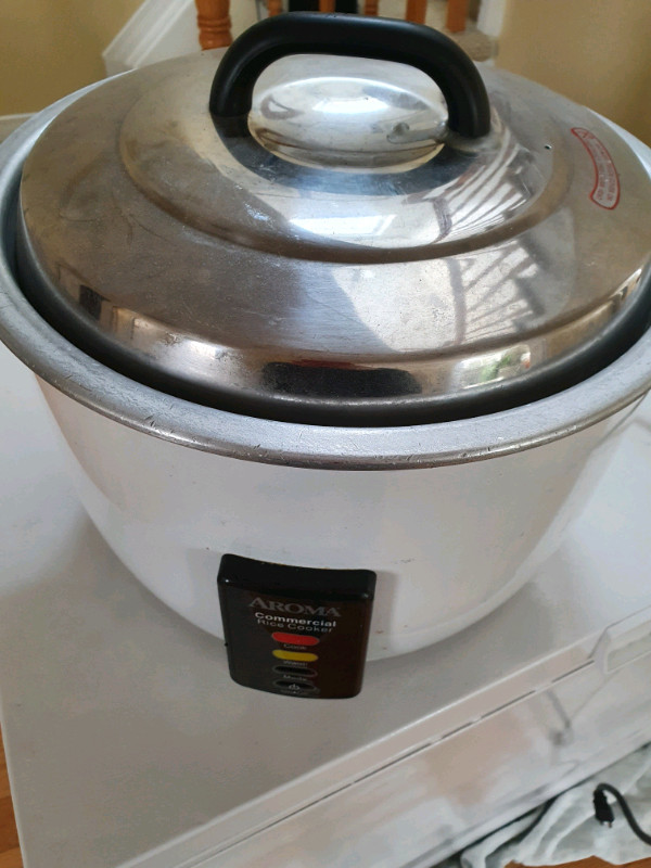Used, Aroma Commercial Rice Cooker (30 cups uncooked) for sale  