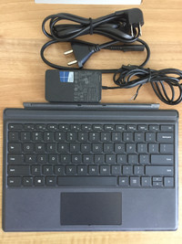 Genuine Microsoft Surface Pro 4 Type Cover Kayboard and Charger