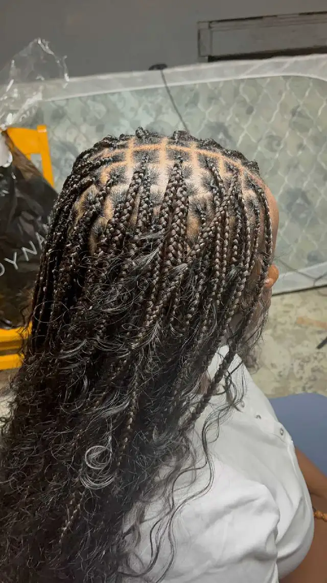 hairstyle at home 65187286987778126