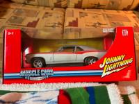 Johnny Lightning muscle cars collection 1:18