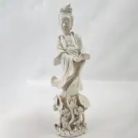 Vintage Chinese Kwan-Yin Porcelain Figurine