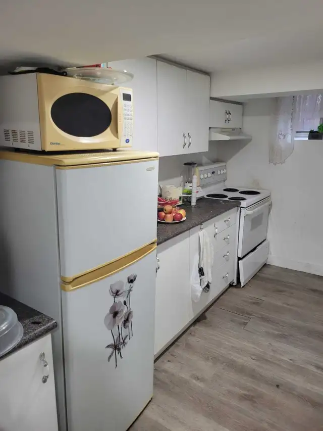 Room for rent (private)