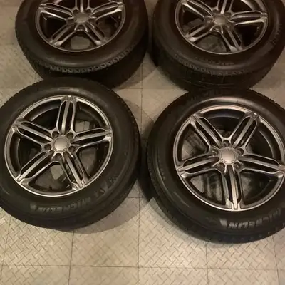 Complete set of four OEM Mercedes-Benz rims mounted with Michelin Latitude X-Ice winter tires (235/6...