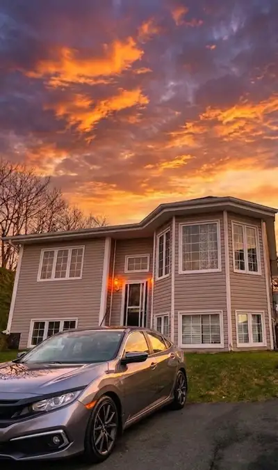 Looking for space, comfort, and a great location? This bright and modern main unit has room for the...