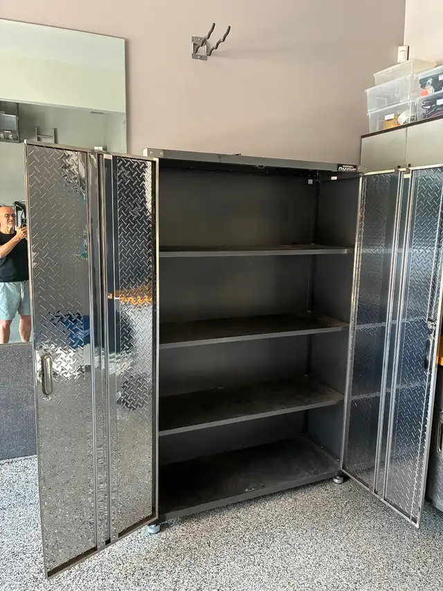 Mastercraft  Storage Cabinet547962571027261442