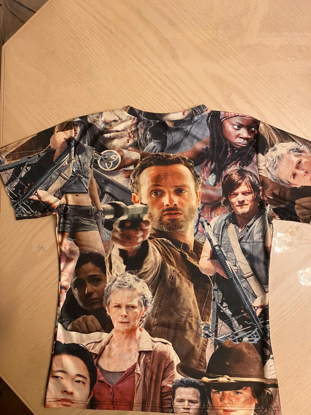 The Walking Dead 3d T-Shirt in Multi-item in City of Toronto - Image 2