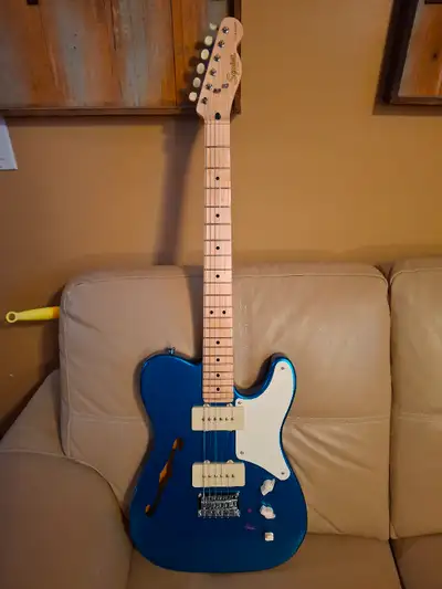 Here's another beauty. A wonderful guitar. Great sound. Plays awesome. Barely used but has some pain...