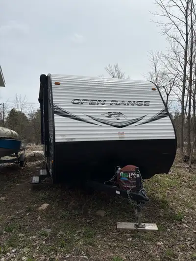 Open Range 180bhs Camper Trailer. With bluetooth. Used only one time. In like new condition. Sleeps...