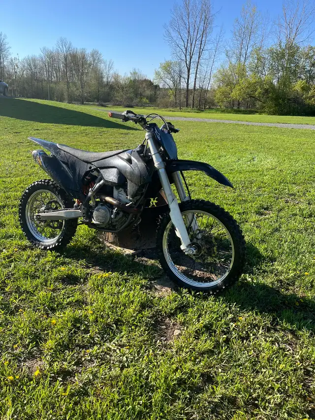 2014 KTM XCF-W 350 in Dirt Bikes & Motocross in Napanee - Image 5