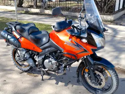 2009 vstrom. This bike have a lot of miles (46000) but has been caired for over the years. Tons of a...