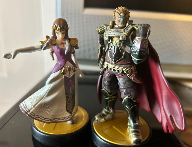Super Smash Bros. Zelda and Ganondorf amiibo in Nintendo Wii U in Ottawa
