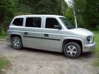 Wheelchair van, V8, factory produced, long and short power ramp, power seats, windows, mirrors; air...