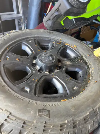 I have these 20 inch factory take off rims with general grabber a/t ‘s on them 2 out of 4 tires are...