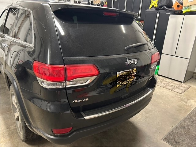 2016 Jeep Grand Cherokee Limited in Cars & Trucks in Lloydminster - Image 2