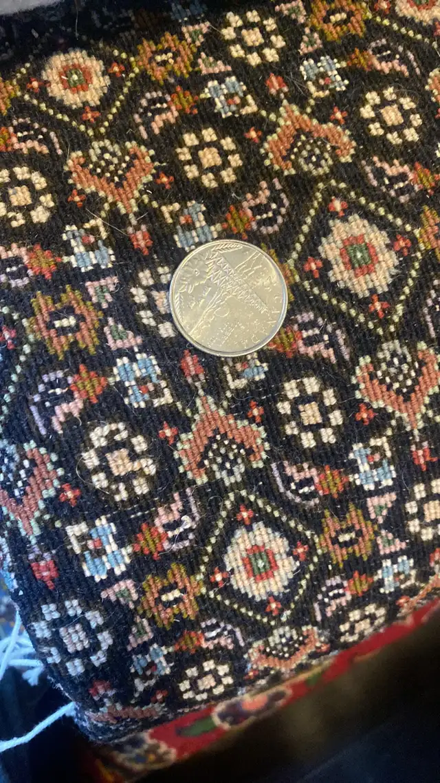 Persian Tabriz handmade rug ( Iran) in Rugs, Carpets & Runners in Markham / York Region - Image 6